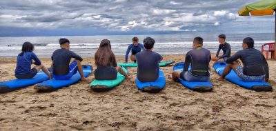 Belajar Surfing di 7Surf Bali